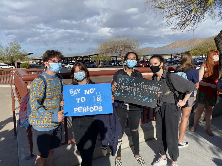 Jack Yampolsky (11), Sophie Perlstein (10), Maya Ekobo (10), and Amanda Ortega (10) protest the SUSD Governing Boards decision earlier this month to move to six periods. More than 80 percent of students and teachers preferred the old schedule, according to polling.